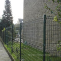 2016 hot selling ISO certification2.2x3.5m pvc coating curvy welded wire mesh fence